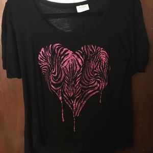 NWOT Sparkly pink dripping zebra print heart tee